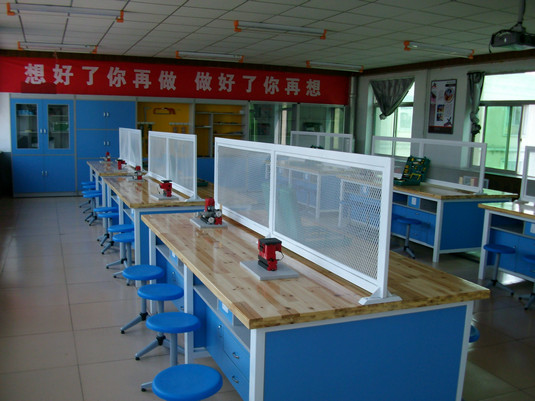 通用技術實驗室設備