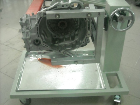 發動機折裝翻轉架