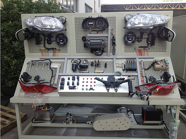 汽車電器綜合考（kǎo）核