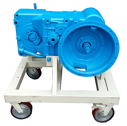 拖拉機變速箱拆裝