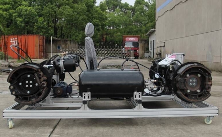 斯太爾越野整車教