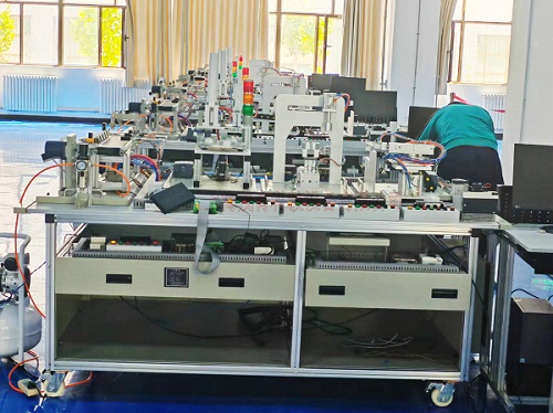 自動（dòng）化生產安裝與（yǔ）